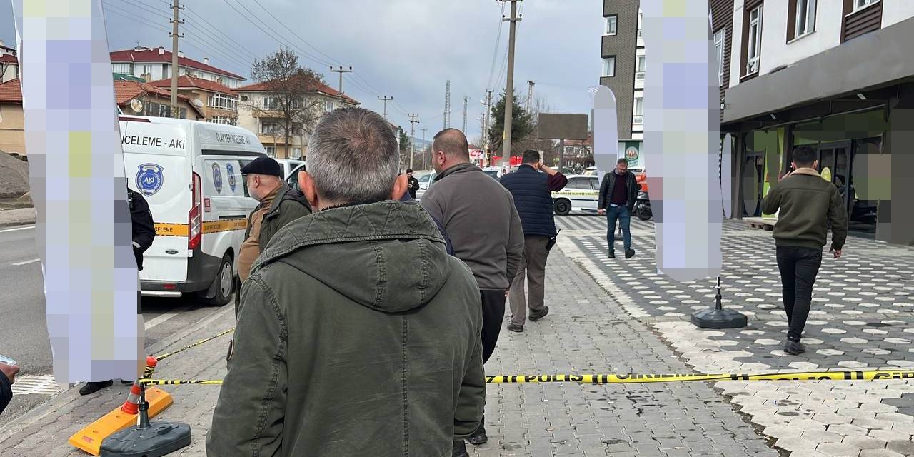 Havaya Ateş Ederek Mahalleyi Ayağa Kaldırdılar