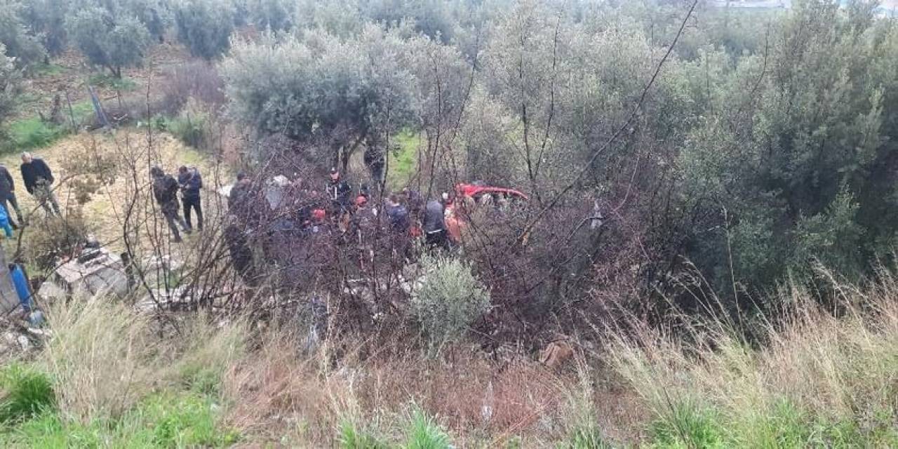 Bursa’da Otomobil Şarampole Yuvarlandı: 3 Yaralı