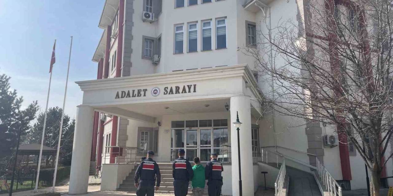 Kastamonu’da ’nitelikli Cinsel Saldırı’ Suçundan Aranan 2 Kişi Tutuklandı