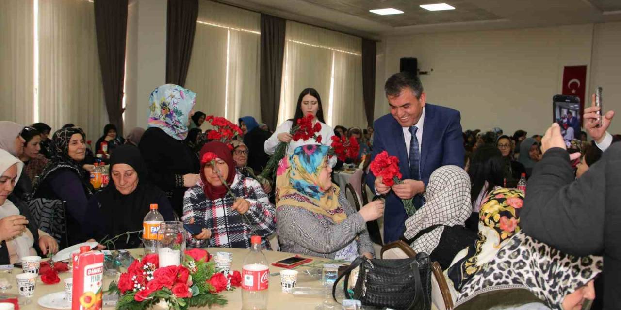 Sivrihisar’da Dünya Kadınlar Günü Coşkusu Yaşandı