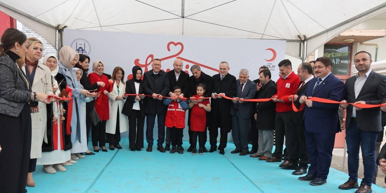 Adapazarı Sevgi Butiği Açıldı