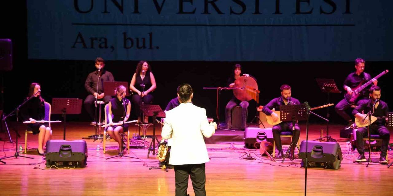 Depremin Acılarını Müzikle Yendiler