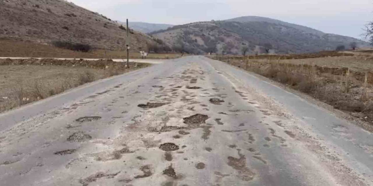 Muhtarların Ve Çevre Sakinlerinin Yol Tepkisi