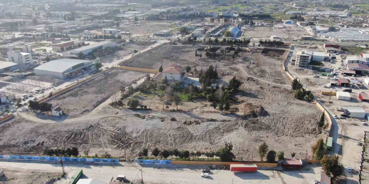 Asrın Felaketinde Evladı Kucağında Can Veren Annenin Anlattıkları Yürekleri Burktu