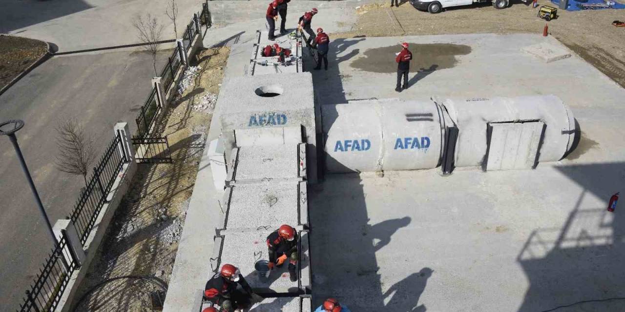 Kastamonu’da Nefes Kesen Deprem Tatbikatı