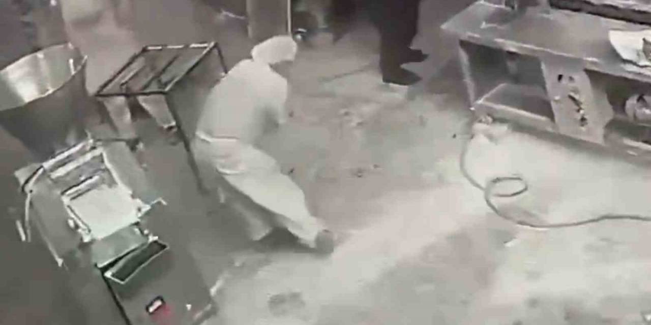 Kopan Kolunu Arkadaşı Taşıdı