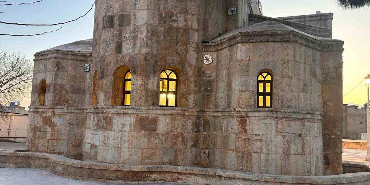 Nizip Fevkani Camii İlk Teravih Namazında İbadete Açılıyor