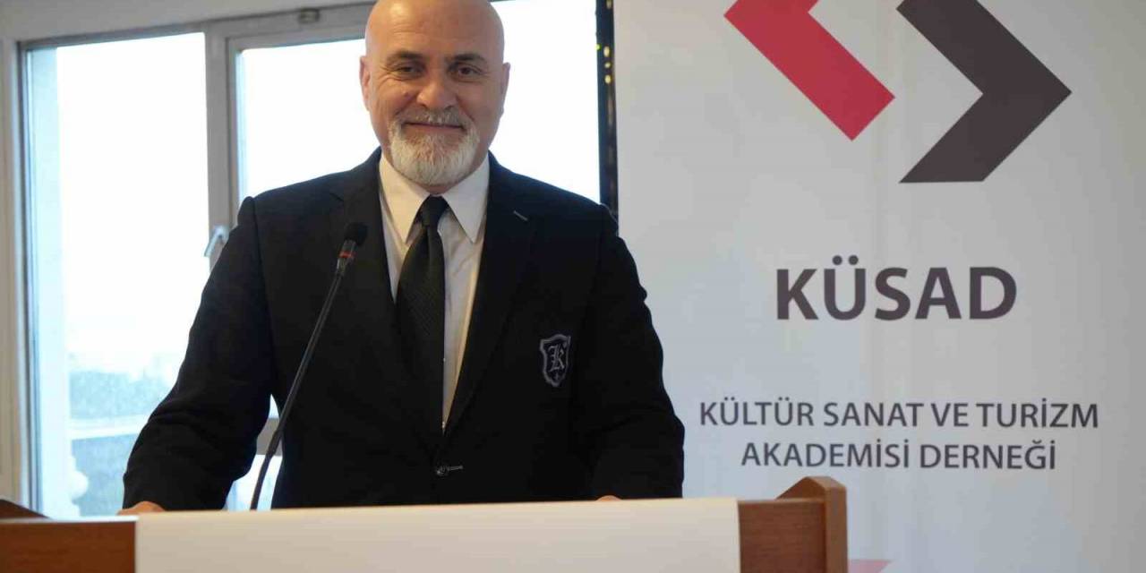 Prof. Dr. Eker: “Kültür Savaşları Çağındayız”