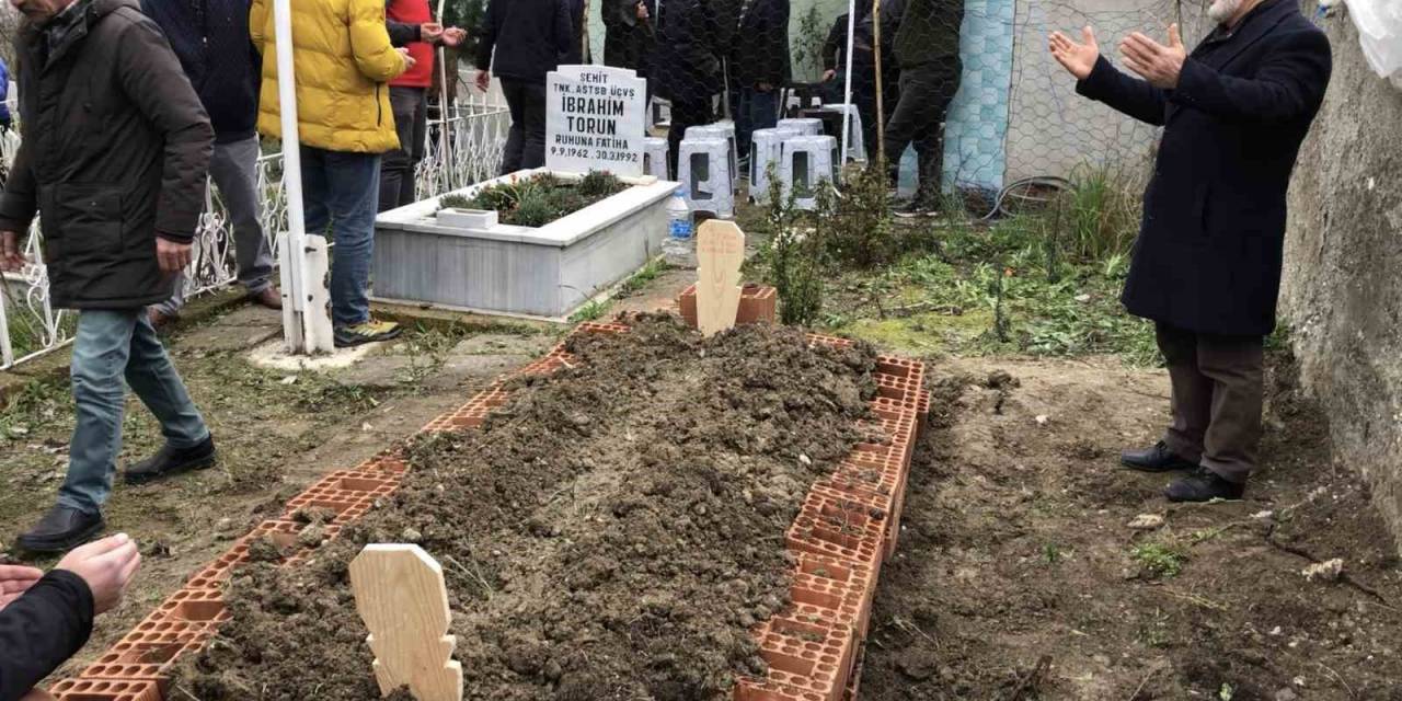 Vefat Eden Felçli Baba Ali Torun, Şehit Evladının Yanına Defnedildi