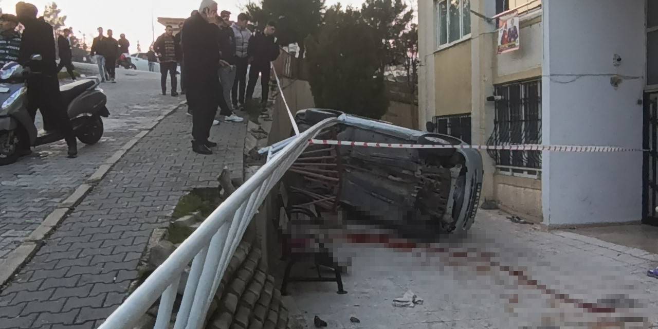 Otomobilin Altına Alarak Metrelerce Sürüklediği Çocuk Ağır Yaralandı