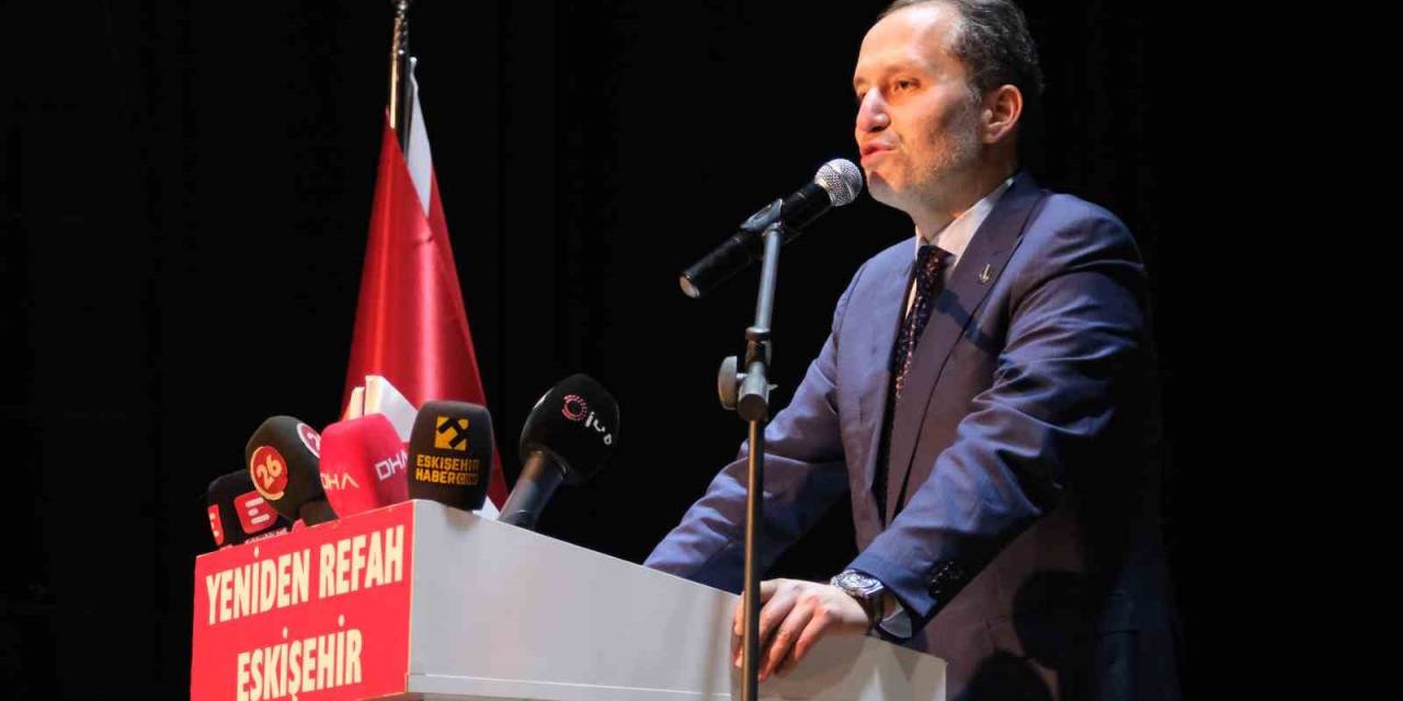 Yeniden Refah Partisi Genel Başkanı Erbakan Eskişehir’de Konuştu