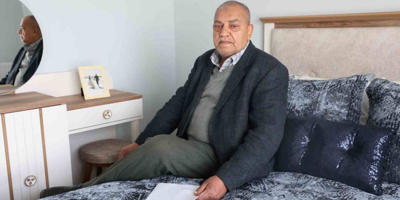 Depremde Evi Yıkılmıştı, Ön Sözleşmesini İmzaladığı Yeni Yuvasında Yaşayacağı Güzel Günler İçin Heyecanlanıyor