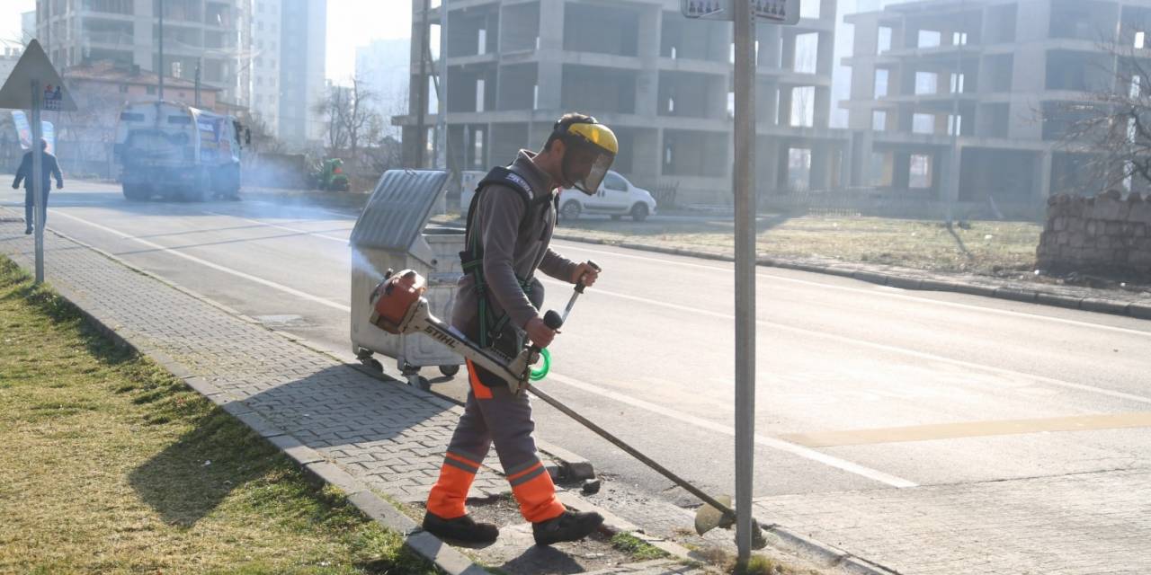 Yıldırım Beyazıt Mahallesi’nde Toplu Temizlik Çalışması Yapıldı