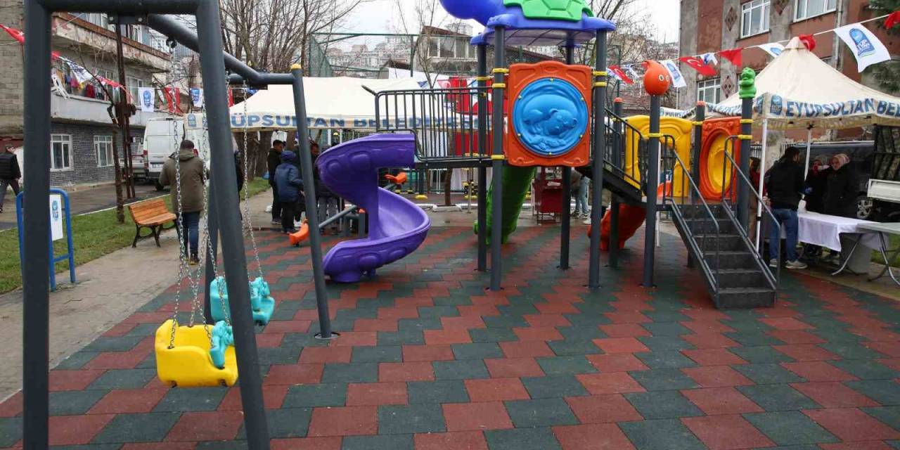 Eyüpsultan’da Yeni Açılan Parka Alibeyköy’ün İlk Belediye Başkanı Fettah Kahraman’ın Adı Verildi