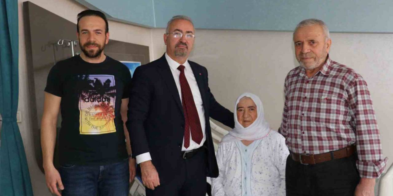 Hocasının Ameliyatını Yapamadığı Hastayı Sağlığına Kavuşturdu