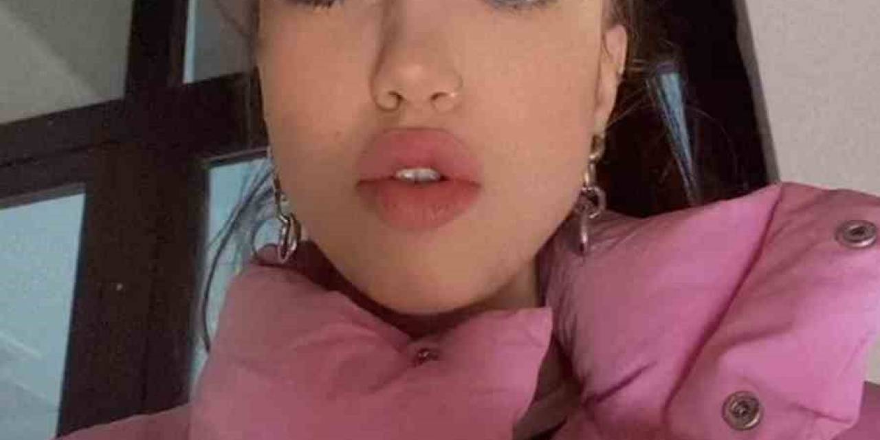 Sosyal Medya Fenomeninin Veterinerde Kedisi Öldü, Sinir Krizi Geçirdi