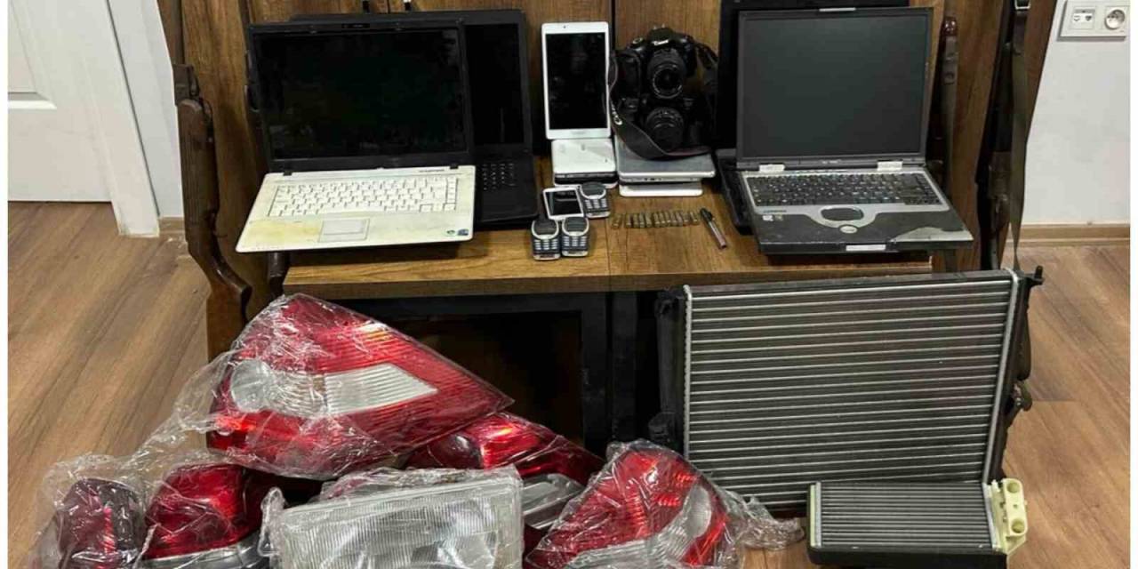 Hırsızın Evinden Çıkmayan Kalmadı