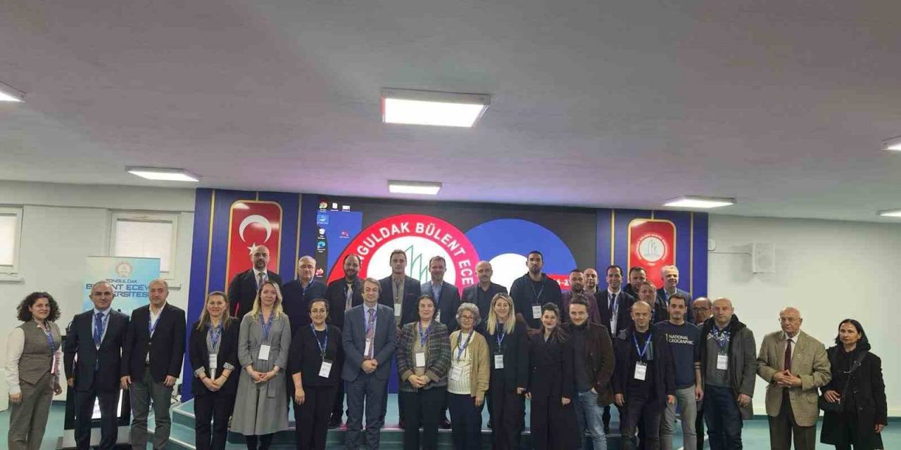 Zbeü’de “Batı Karadeniz’de Maviyemiş Çalıştayı” Gerçekleştirildi