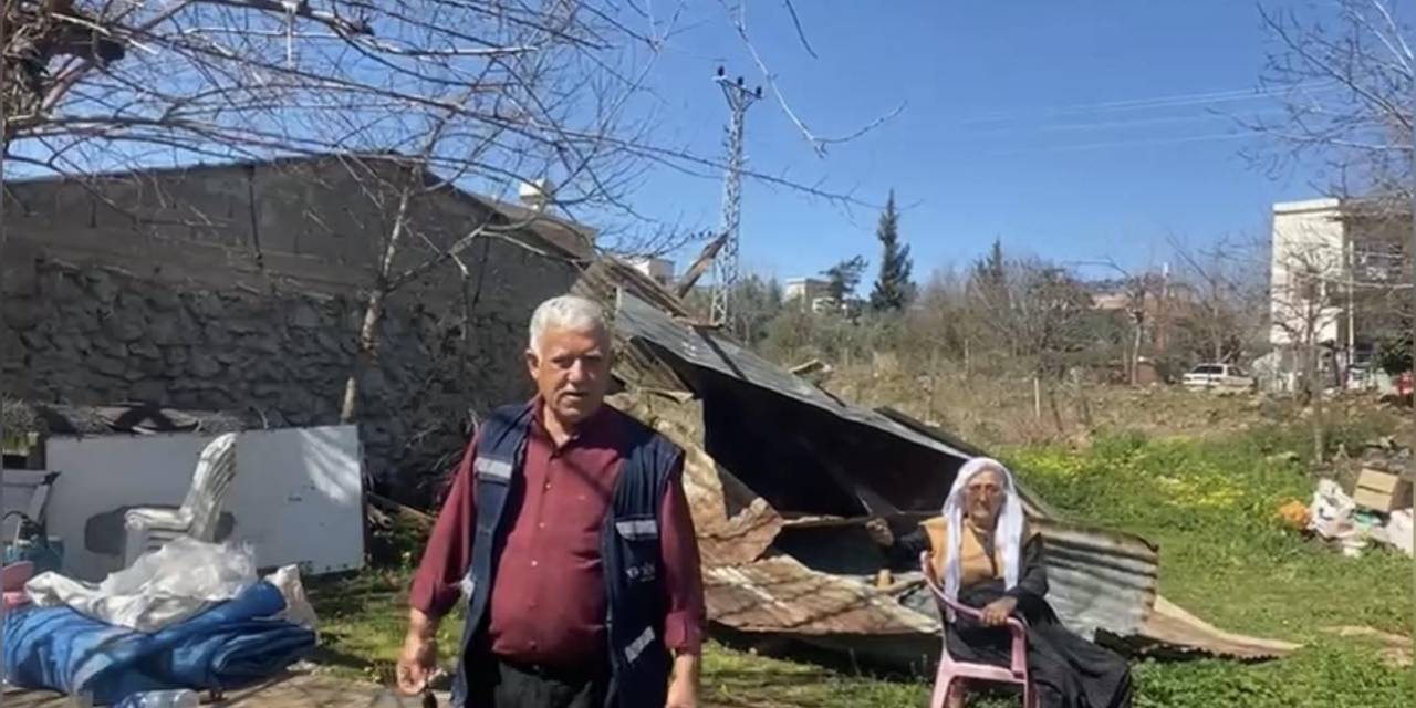 Osmaniye’de Fırtına Ahırın Çatısını Uçurdu