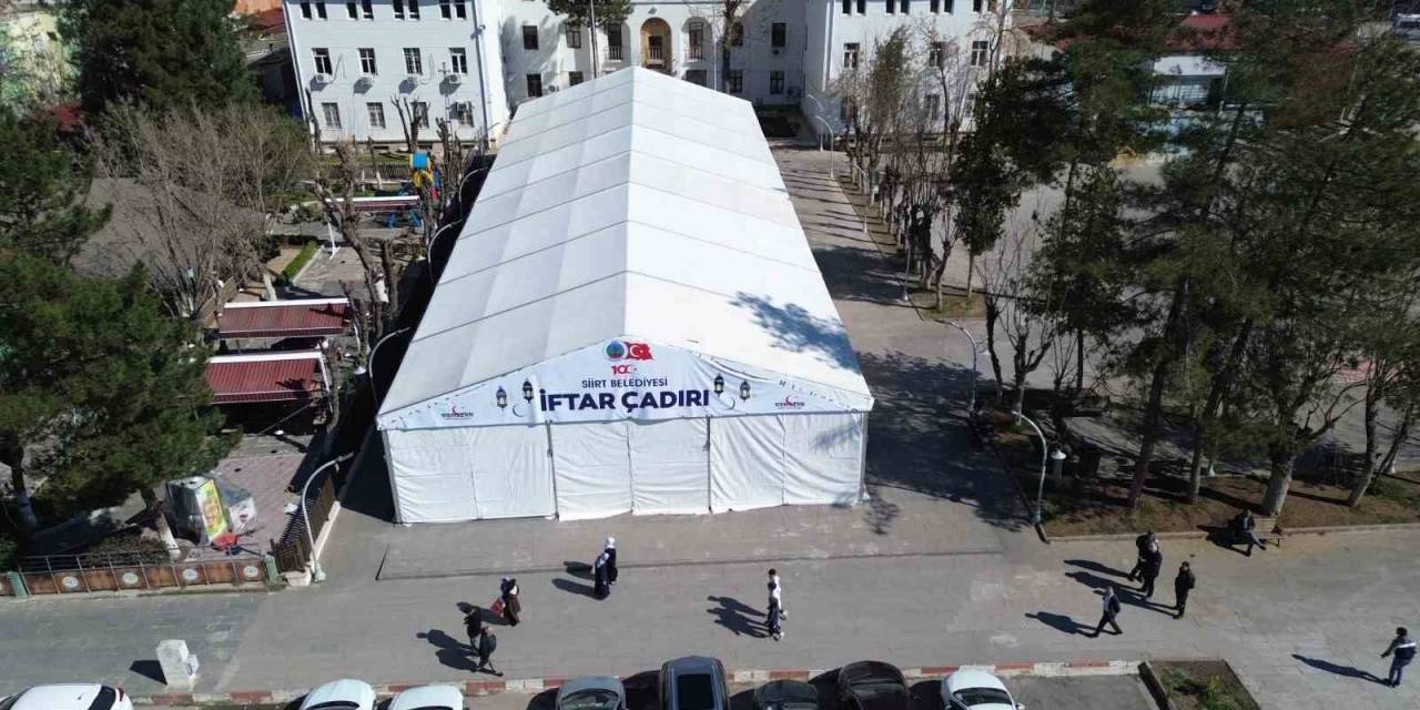 Siirt’te Bin Kişilik İftar Çadırı Hizmeti