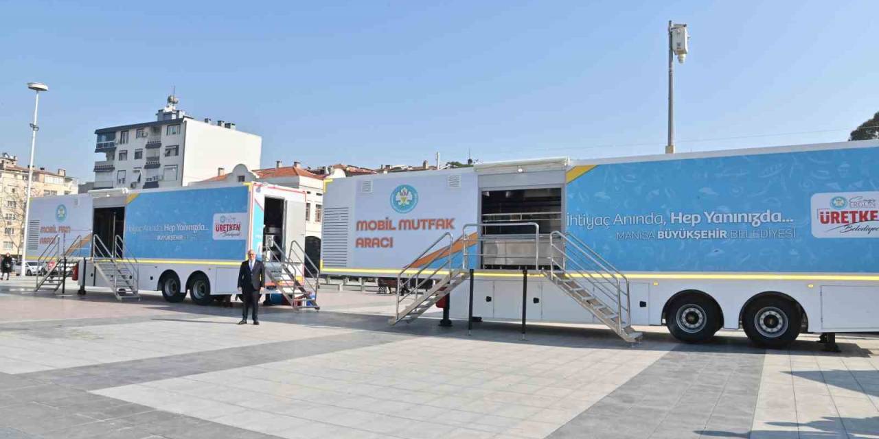 Büyükşehirin İftar Sofrası Manisalıları Buluşturacak