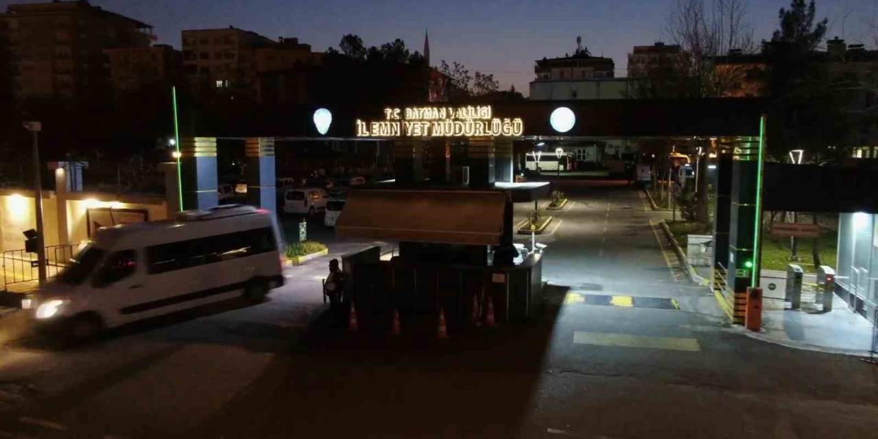 Batman’da Uyuşturucu Operasyonunda 17 Kişi Tutuklandı