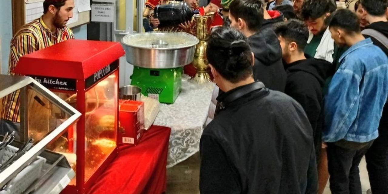 Gençler İftarın Ardından Keyifli Akşam Yaşadılar