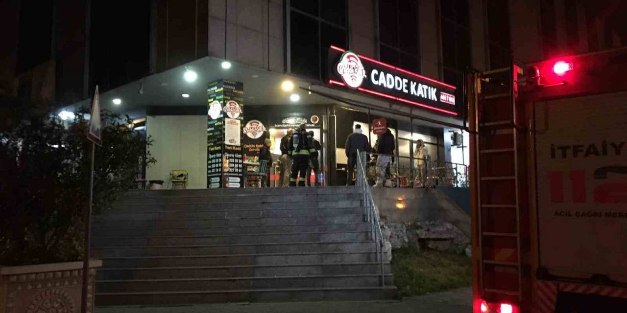 Dönercide Korkutan Yangın