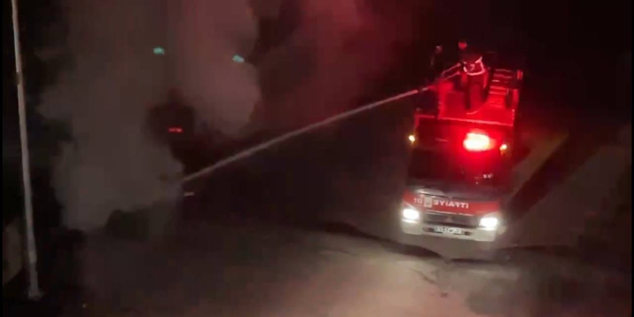 Siverek’te Elektrik Panosu Bomba Gibi Patladı