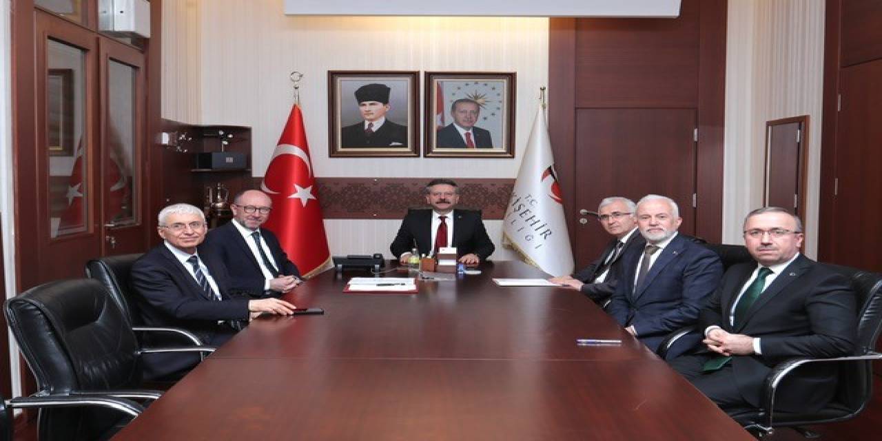 “Eskişehir’deki Okullarda Halk Sağlığı Farkındalığının Artırılması İle Sağlığın Geliştirilmesi Ve Güçlendirilmesi” İş Birliği Protokolü İmzalandı