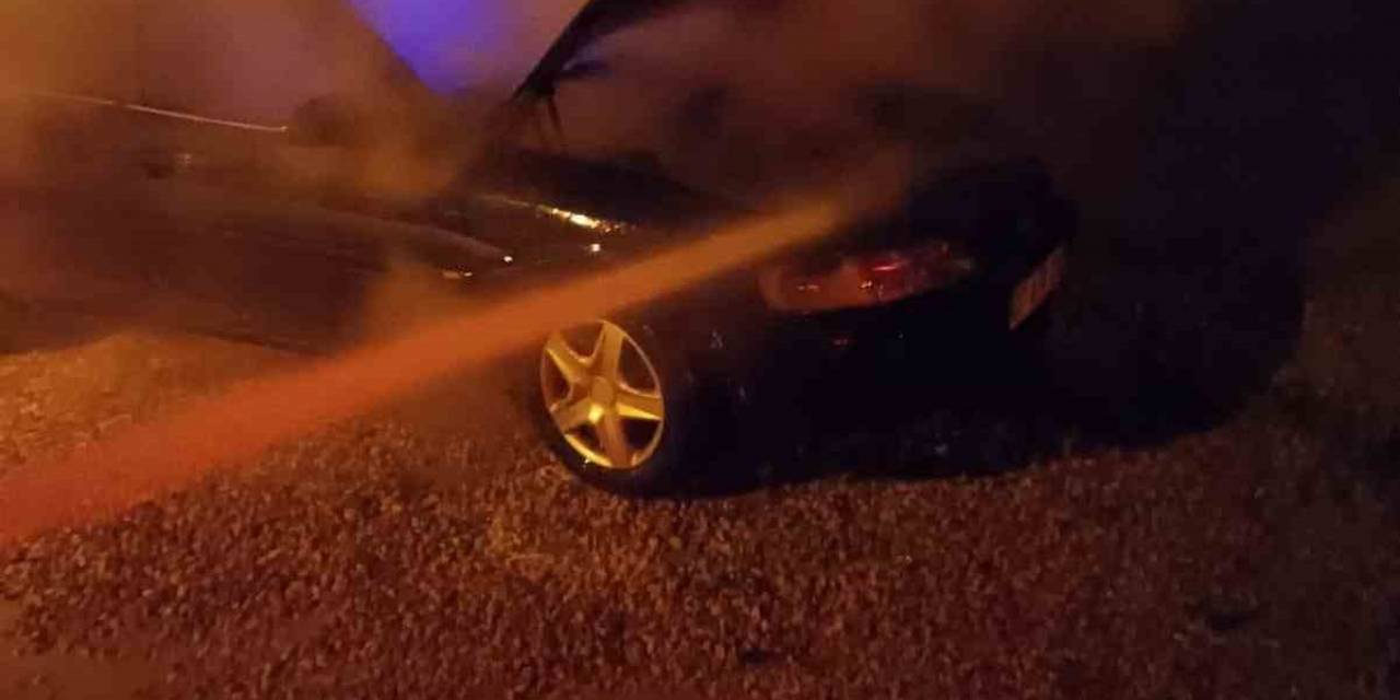 Kumlu’da Araç Yangını