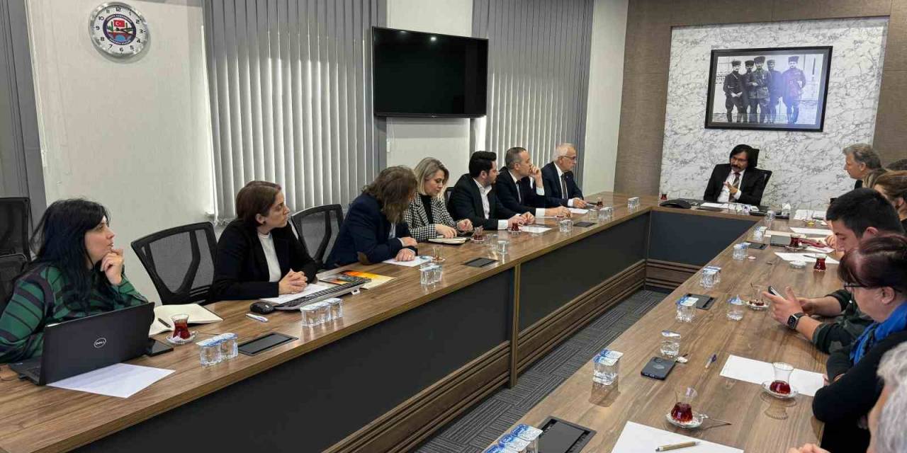 Bu Toplantıda Sakarya’nın Tanıtımı Ve Gelişimi Konuşuldu