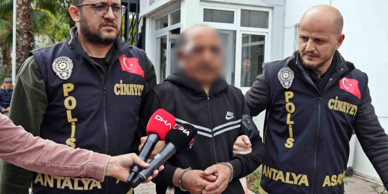 Karısını 8 Bıçak Darbesiyle Öldürdü, ’pişman Değilim’ Dedi