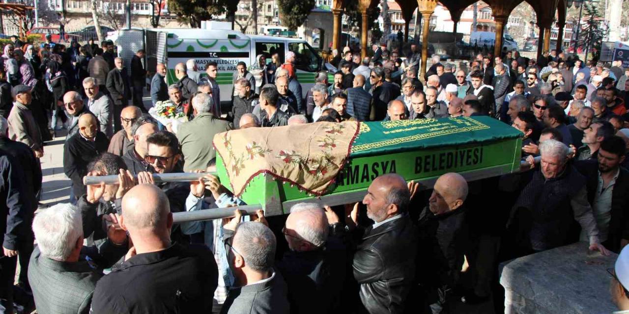 Kadın Dağ Rehberi Amasya’da Son Yolculuğuna Uğurlandı