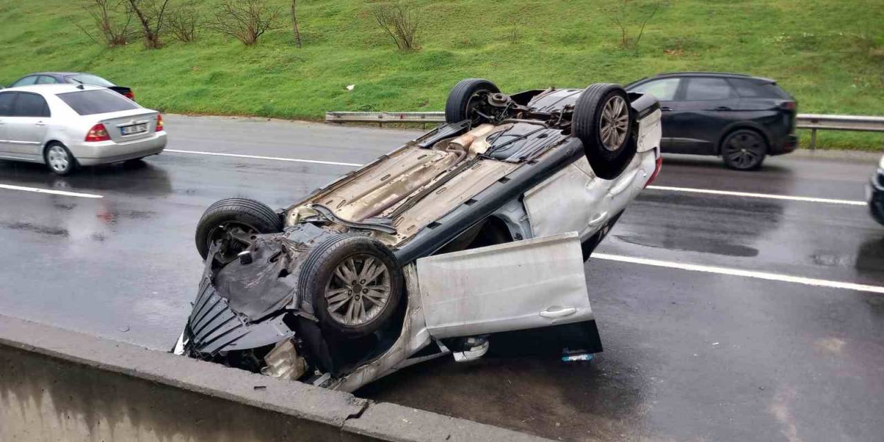Otomobil Takla Attı, 3 Polis Emniyet Kemeri Sayesinde Araçtan Sağ Çıktı