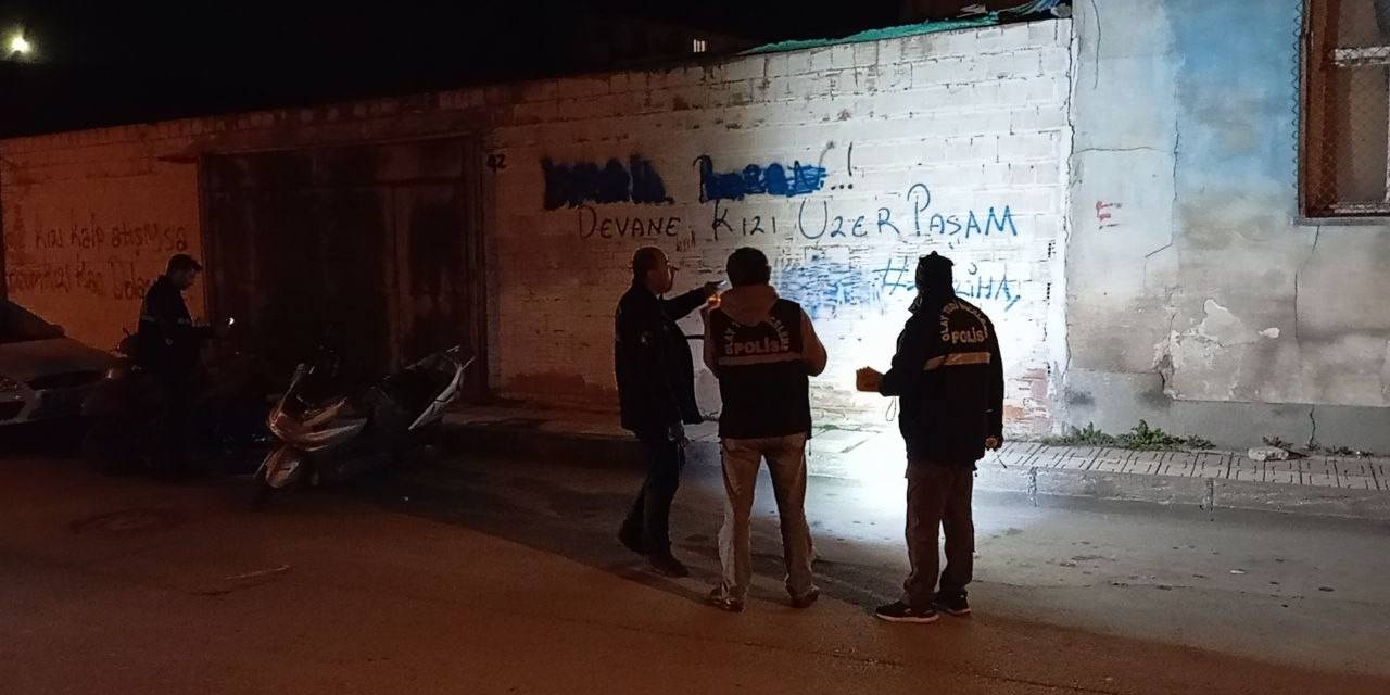 Husumetli Oldukları Şahsı Bacağından Vurup Kaçtılar