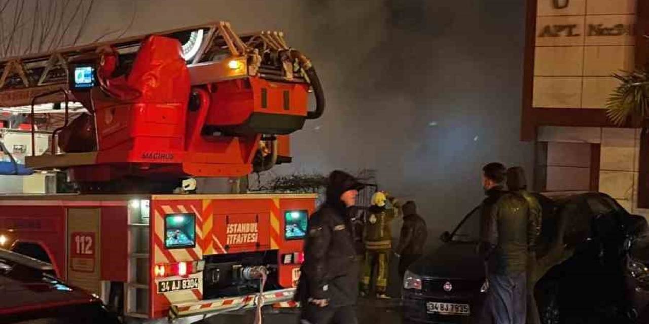 Beyoğlu’nda Gecekonduda Yangın Paniği