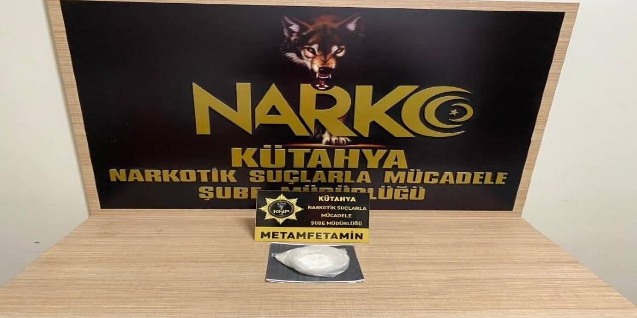 Kütahya’da Eşyaları Arasında Uyuşturucu Bulunan İranlı Yolcu Tutuklandı