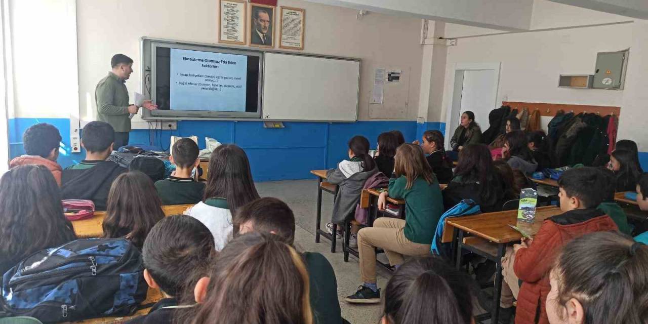 Öğrencilere ‘Biyokaçakçılık Ve Tabiat Turizmi’ Eğitimi