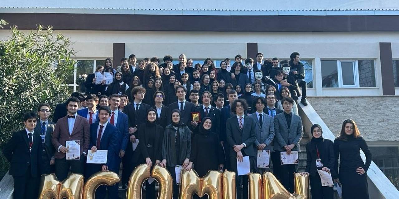 Geleceğin Liderleri Olarak Model Birleşmiş Milletler Konferansında Diplomasi Yaptılar