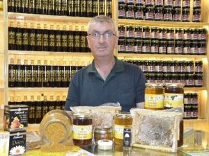 Ceylan: “Arı Ürünlerinde Tüm Hastalıklara Karşı Çare Var”