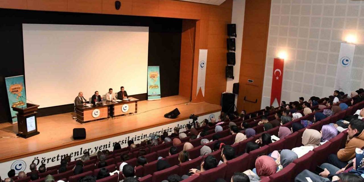 “12 Mart İstiklal Marşı’nın Kabulü Ve Mehmet Akif Ersoy’u Anma Günü” Konulu Panel Düzenlendi