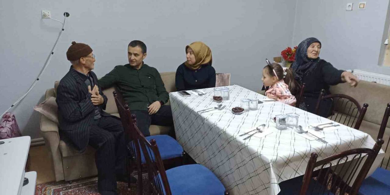 Kaymakam Bilici İlk İftarını Gazinin Evinde Yaptı