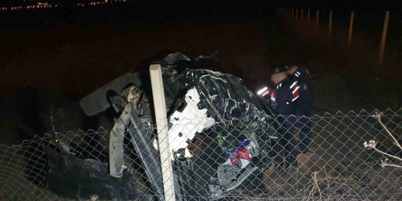 Tokat’ta Otomobil Takma Attı: 4 Yaralı