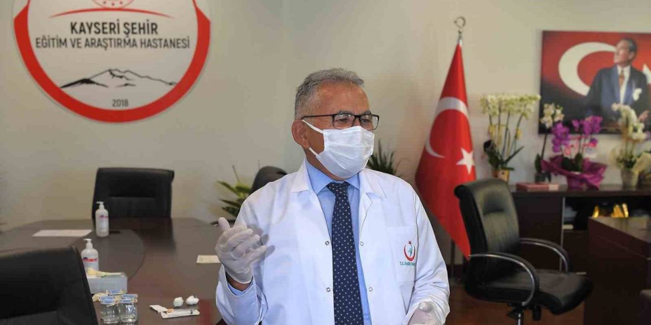 Başkan Büyükkılıç: “Sağlık Çalışanlarının İnsanı Yaşatma Mücadelesi Hiç Değişmedi”