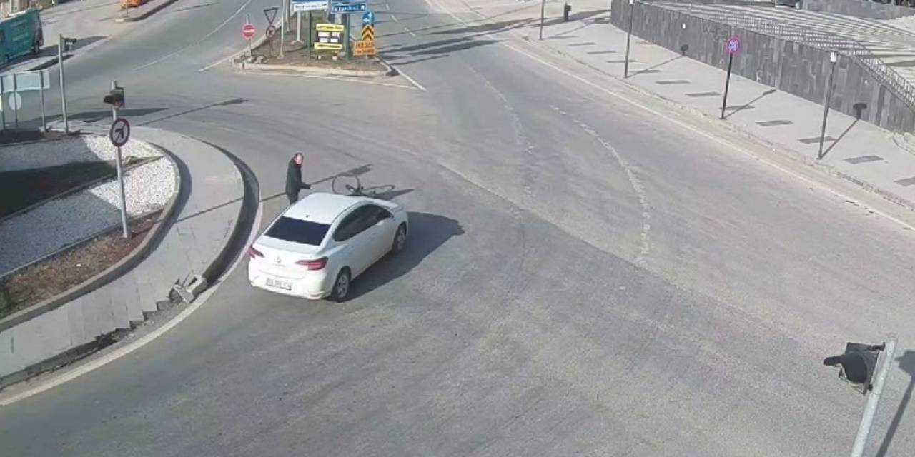 Ters Şeritte Bisikleti İle İlerlerken Ölümden Döndü