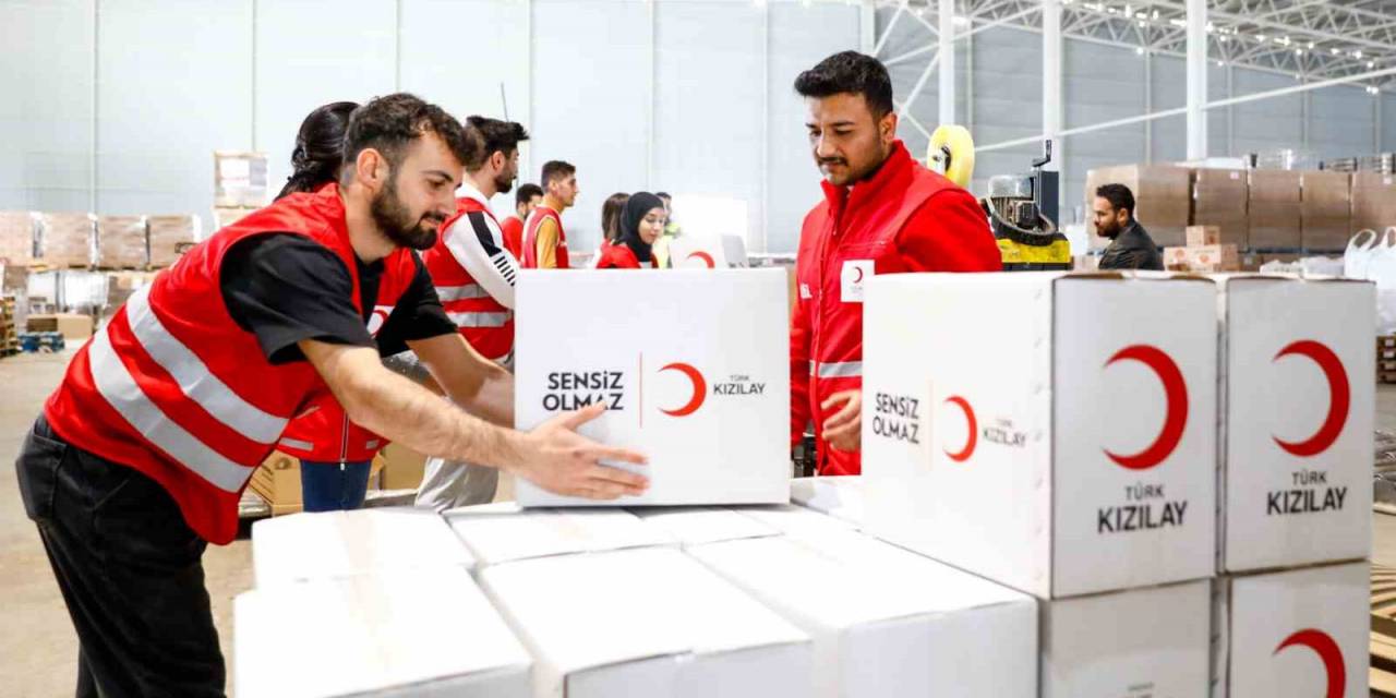 Kızılay Ramazan’da Milyonlara Ulaşıyor