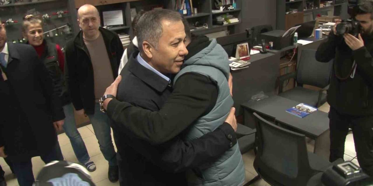 İçişleri Bakanı Yerlikaya, Sancaktepe’de Esnafı Ziyaret Etti