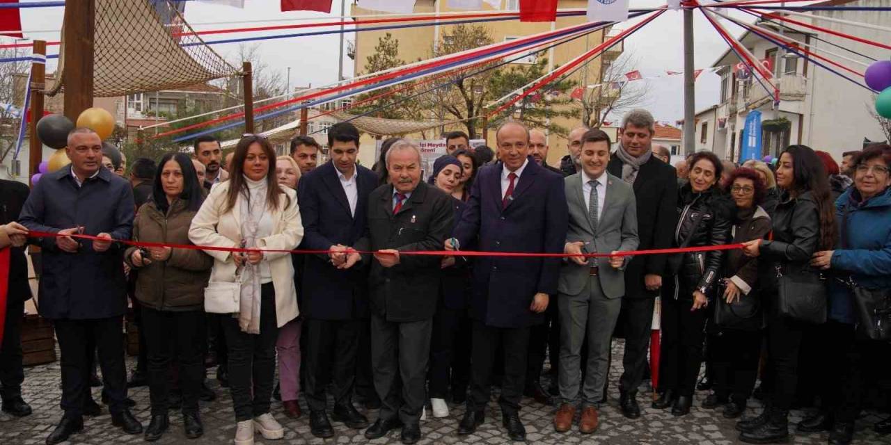 Avcılar Köy İçi Meydanı Açılışı Yapıldı