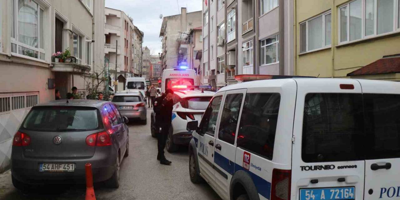 Sakarya’da İki Grup Arasında Bıçaklı Kavga: 1 Yaralı